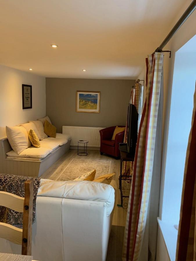 Hill House - Mews Town House, In A Quiet Private Close, In The City Centre Of Inverness. Extérieur photo